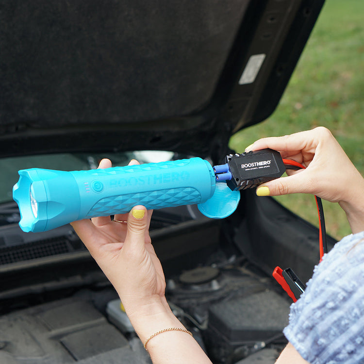 Vehicle Jump Starter, Flashlight & Power Bank